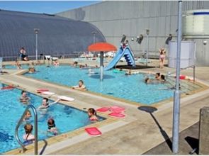 Sundlaugin í Ásgarði