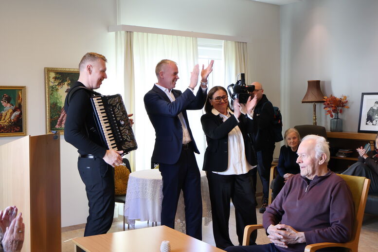 Samkomulag um nýtt hjúkrunarheimili við Vetrarmýri undirritað