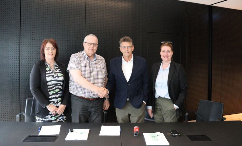 Undirritun samnings um rekstur leikskólans Urriðabóls