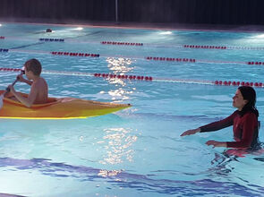 Sundlauganótt í Ásgarðslaug